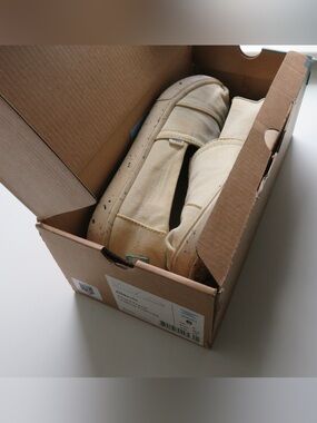 Yellow plant dyed Toms flats